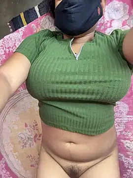 Snapshot of Priyajaanbaby chatting on July 18, 2026, 5:44 am Priyajaanbaby online show from July 18, 2026, 5:44 am