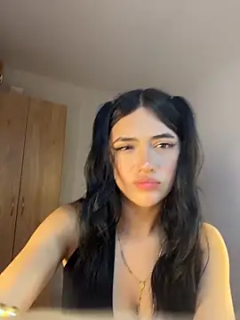 Snapshot of mandy222_ chatting on April 6, 2026, 5:52 am mandy222 online show from April 6, 2026, 5:52 am