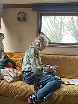 Snapshot of ladyboatlady chatting on October 19, 2025, 3:23 pm ladyboatlady online show from October 19, 2025, 3:23 pm