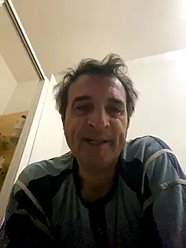 Snapshot of sasatimido chatting on October 24, 2025, 3:58 am sasatimido online show from October 24, 2025, 3:58 am