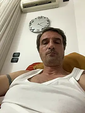 Snapshot of sasatimido chatting on July 12, 2026, 12:23 am sasatimido online show from July 12, 2026, 12:23 am