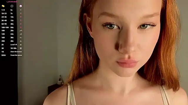 Snapshot of Juuulia_ chatting on August 1, 2026, 2:05 pm Juuulia online show from August 1, 2026, 2:05 pm