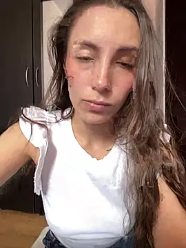 paula miler1 online show from June 9, 2026, 4:51 pm