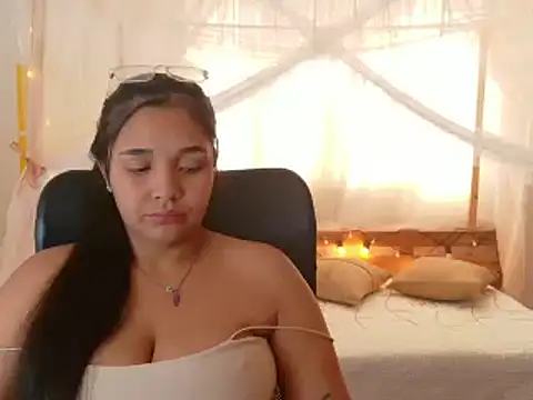 loreaniss online show from March 12, 2026, 7:31 pm