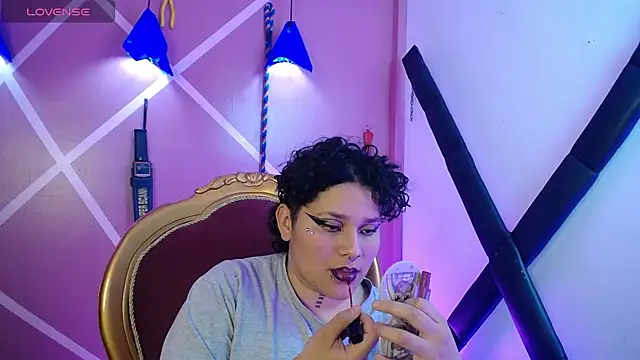 Snapshot of Milaanddalia chatting on September 10, 2025, 6:19 pm Milaanddalia online show from September 10, 2025, 6:19 pm