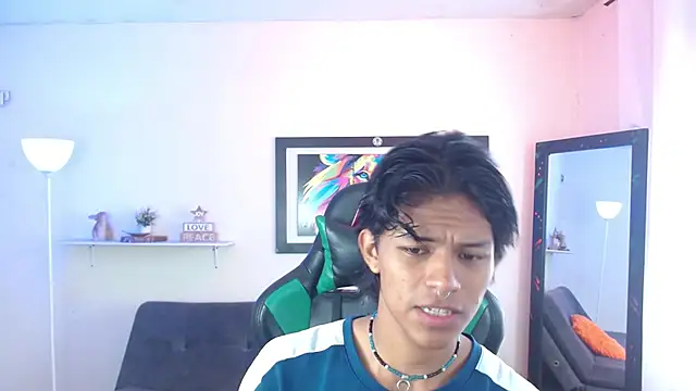 dreyk20 online show from December 17, 2025, 2:01 pm