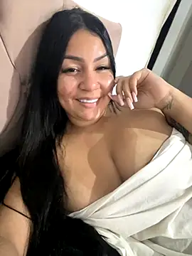 Snapshot of julianamascarada chatting on September 11, 2025, 1:28 am julianamascarada online show from September 11, 2025, 1:28 am