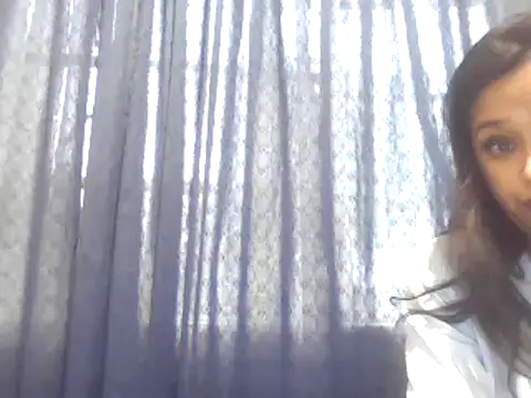 Snapshot of cute_indianxo chatting on September 24, 2025, 7:23 am cute indianxo online show from September 24, 2025, 7:23 am