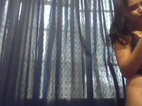 Snapshot of cute_indianxo chatting on October 19, 2025, 1:12 pm cute indianxo online show from October 19, 2025, 1:12 pm