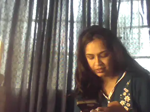 Snapshot of cute_indianxo chatting on October 20, 2025, 7:20 am cute indianxo online show from October 20, 2025, 7:20 am