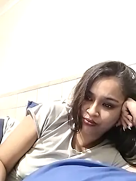 Snapshot of cute_indianxo chatting on October 27, 2025, 12:36 am cute indianxo online show from October 27, 2025, 12:36 am