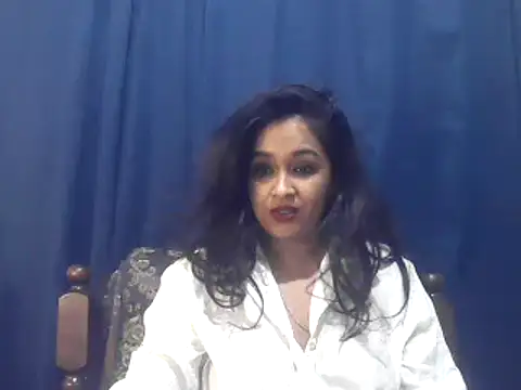 Snapshot of cute_indianxo chatting on November 4, 2025, 7:13 pm cute indianxo online show from November 4, 2025, 7:13 pm