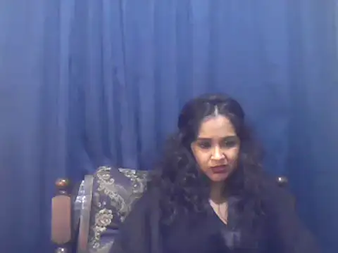 Snapshot of cute_indianxo chatting on November 5, 2025, 10:21 pm cute indianxo online show from November 5, 2025, 10:21 pm