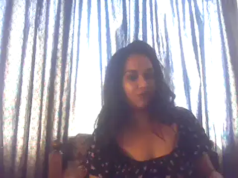 Snapshot of cute_indianxo chatting on November 10, 2025, 8:13 am cute indianxo online show from November 10, 2025, 8:13 am