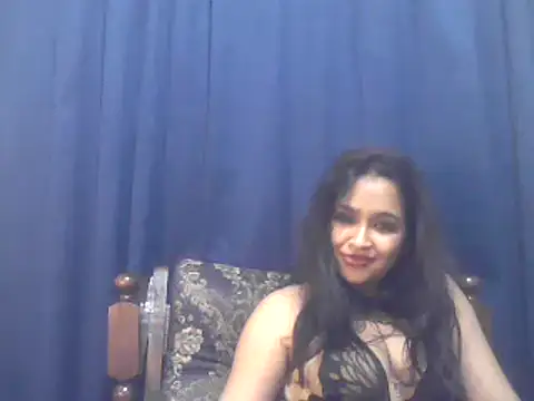 Snapshot of cute_indianxo chatting on November 15, 2025, 10:37 pm cute indianxo online show from November 15, 2025, 10:37 pm