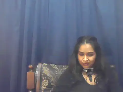 Snapshot of cute_indianxo chatting on November 16, 2025, 10:48 pm cute indianxo online show from November 16, 2025, 10:48 pm