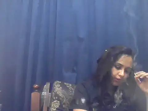 Snapshot of cute_indianxo chatting on November 21, 2025, 10:52 pm cute indianxo online show from November 21, 2025, 10:52 pm