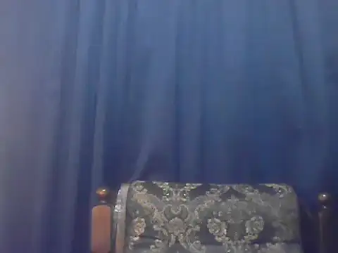 Snapshot of cute_indianxo chatting on November 24, 2025, 9:36 pm cute indianxo online show from November 24, 2025, 9:36 pm