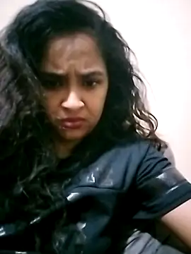 cute indianxo online show from February 7, 2026, 8:45 pm