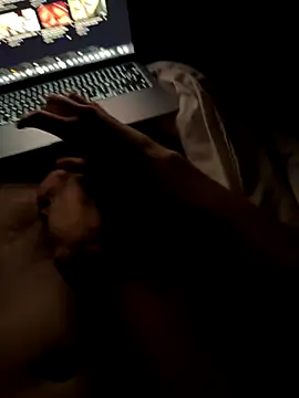 Snapshot of loregarss chatting on December 5, 2025, 9:18 am loregarss online show from December 5, 2025, 9:18 am