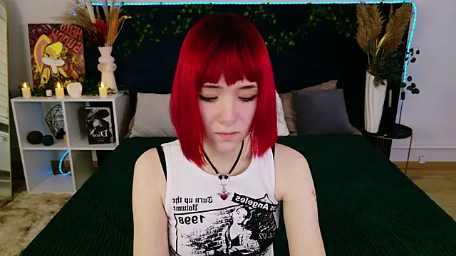 Ketrin Jones online show from October 13, 2025, 5:07 am