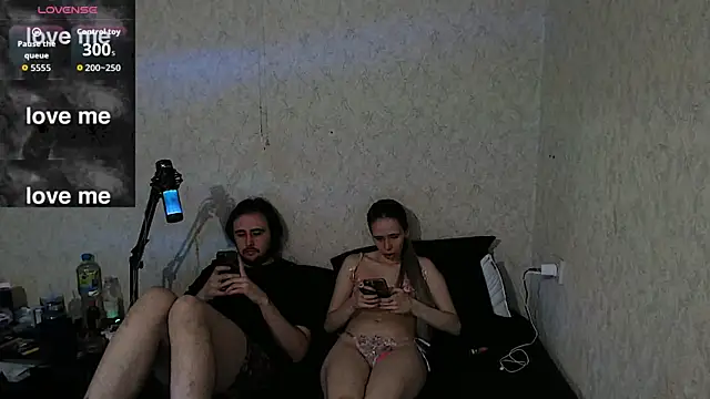 cjhouse96 online show from September 14, 2025, 12:15 pm