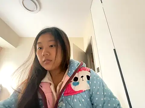 Snapshot of xena0501 chatting on November 21, 2025, 8:02 am xena0501 online show from November 21, 2025, 8:02 am