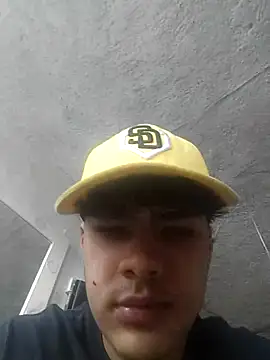 dani titan320 online show from November 22, 2025, 3:00 pm