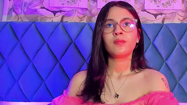 Snapshot of MaiaaCandy chatting on December 16, 2025, 9:31 pm MaiaaCandy online show from December 16, 2025, 9:31 pm