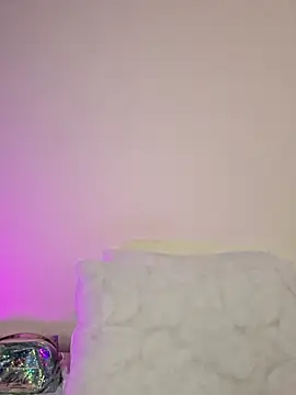 AmaiaSalvatore online show from October 3, 2025, 8:17 pm