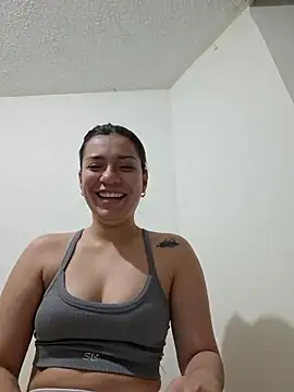 Snapshot of AmaiaSalvatore chatting on June 6, 2026, 8:24 pm AmaiaSalvatore online show from June 6, 2026, 8:24 pm