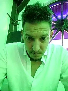 ARTANIS20 online show from September 19, 2025, 6:19 pm