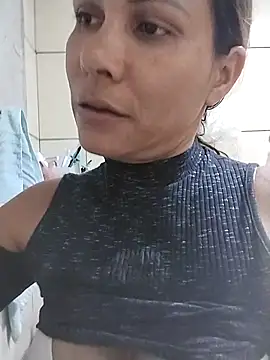 dyjaA online show from November 25, 2025, 8:09 pm