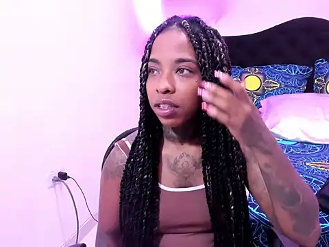 Pauline Fox online show from April 29, 2026, 2:48 am