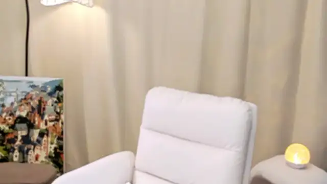 Snapshot of lumi65 chatting on December 15, 2025, 11:36 am lumi65 online show from December 15, 2025, 11:36 am