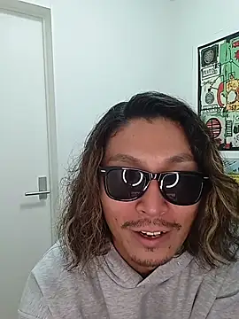 Snapshot of specialz0831 chatting on November 3, 2025, 8:15 am specialz0831 online show from November 3, 2025, 8:15 am