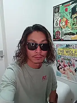 Snapshot of specialz0831 chatting on November 7, 2025, 10:26 am specialz0831 online show from November 7, 2025, 10:26 am