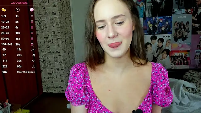 LucyRose3 online show from October 6, 2025, 3:20 pm