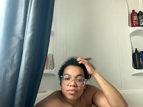 Snapshot of zahrabliss chatting on September 19, 2025, 7:14 pm zahrabliss online show from September 19, 2025, 7:14 pm