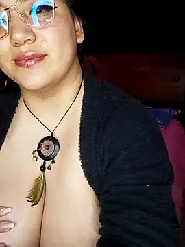 Snapshot of kittenFreyja_ chatting on October 10, 2025, 10:31 pm kittenFreyja online show from October 10, 2025, 10:31 pm