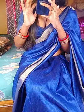 Snapshot of Ur_Lishaa chatting on April 21, 2026, 9:37 am Ur Lishaa online show from April 21, 2026, 9:37 am