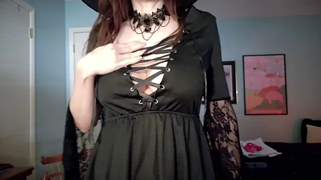 MommyGoddessL online show from October 31, 2025, 2:51 pm