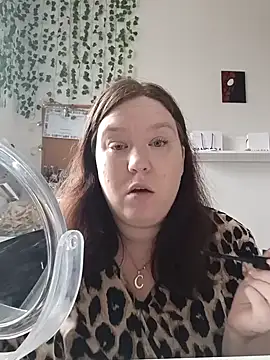 Snapshot of Feuchtekitty92@xh chatting on October 8, 2025, 7:06 am Feuchtekitty92xh online show from October 8, 2025, 7:06 am