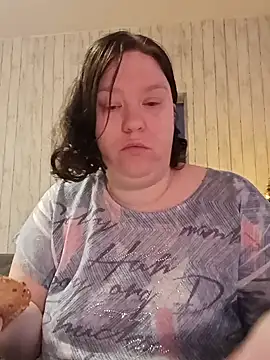 Snapshot of Feuchtekitty92@xh chatting on December 4, 2025, 7:28 am Feuchtekitty92xh online show from December 4, 2025, 7:28 am