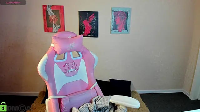 Snapshot of Casey_Sweeet chatting on October 11, 2025, 12:54 am Casey Sweeet online show from October 11, 2025, 12:54 am