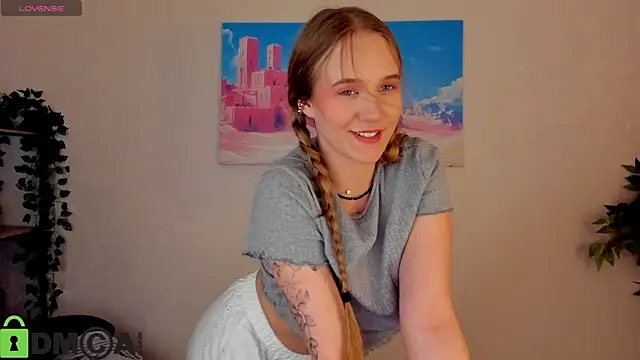 Casey Sweeet online show from April 28, 2026, 3:50 pm