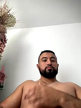 DoctorArabe3 online show from November 15, 2025, 2:35 pm