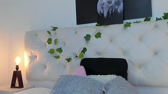 Snapshot of _jasmine_blush chatting on September 30, 2025, 2:33 pm jasmine blush online show from September 30, 2025, 2:33 pm