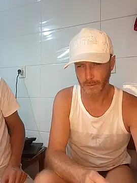 Snapshot of Loiroatv36 chatting on May 28, 2026, 10:40 pm Loiroatv36 online show from May 28, 2026, 10:40 pm