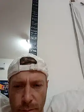 Snapshot of Loiroatv36 chatting on June 2, 2026, 1:07 am Loiroatv36 online show from June 2, 2026, 1:07 am
